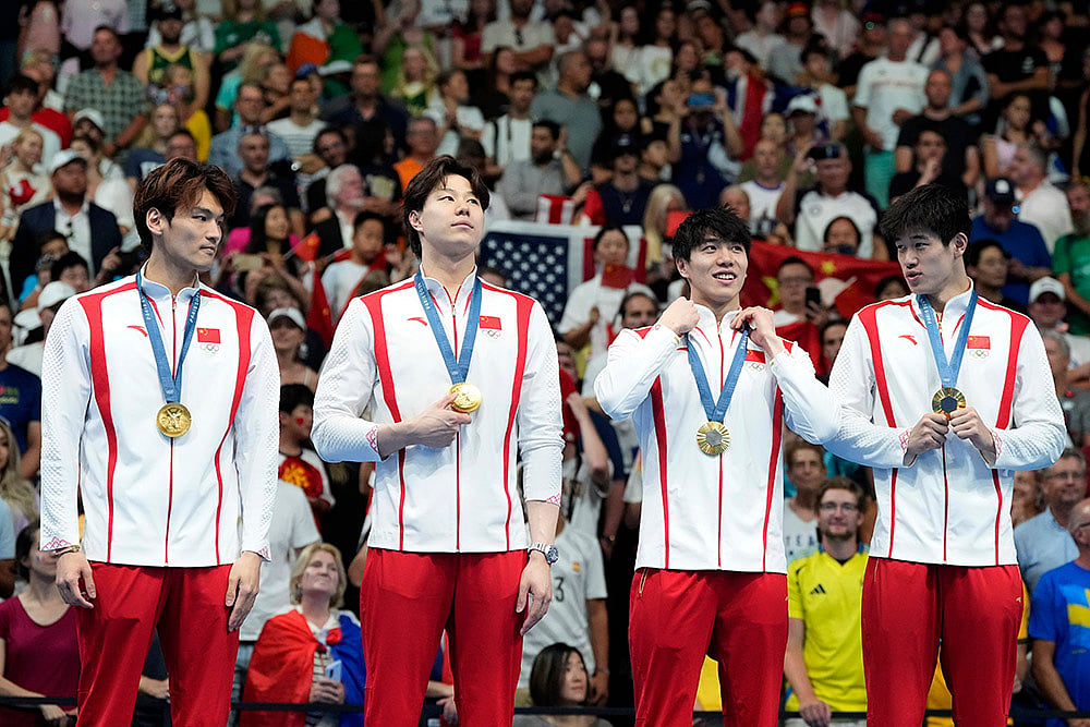 2024 Paris Olympics Team swimming medalists_Chinas gold medalists mens 4x100-meter medley relay 