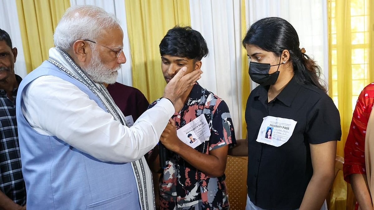 X/PTI : PM Modi meets the survivors of Wayanad landslide
