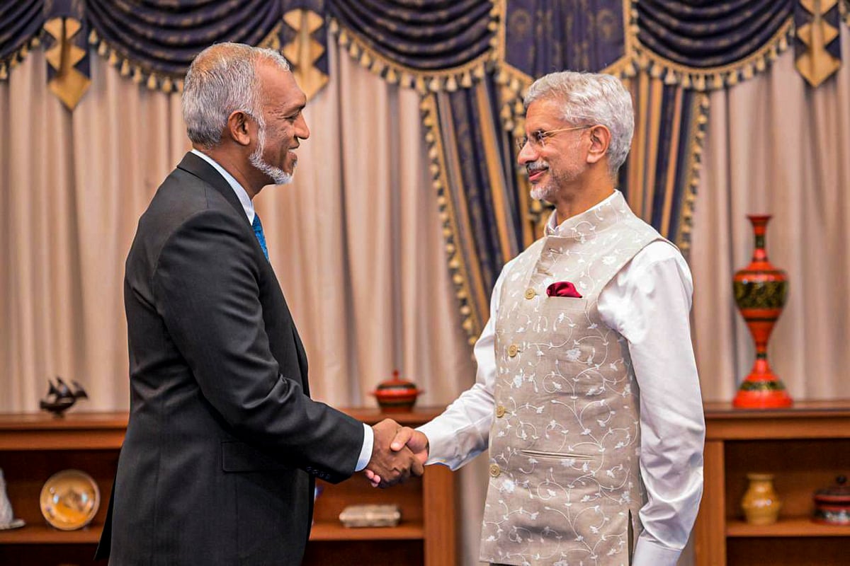 PTI : External Affairs Minister S Jaishankar with Maldives President Mohamed Muizzu |
