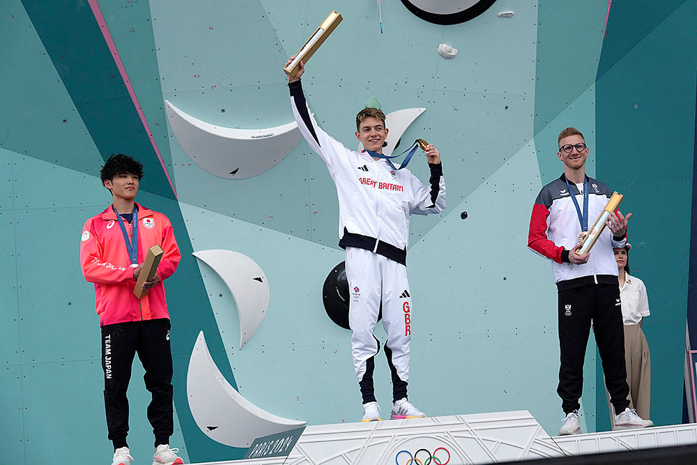 2024 Paris Olympics sport climbing competition medalists_mens boulder and lead final