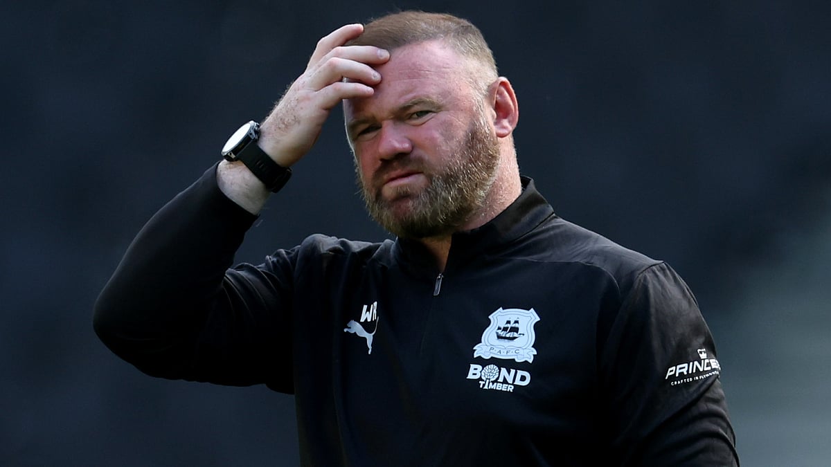 wayne-rooney-Plymouth Argyle-coach