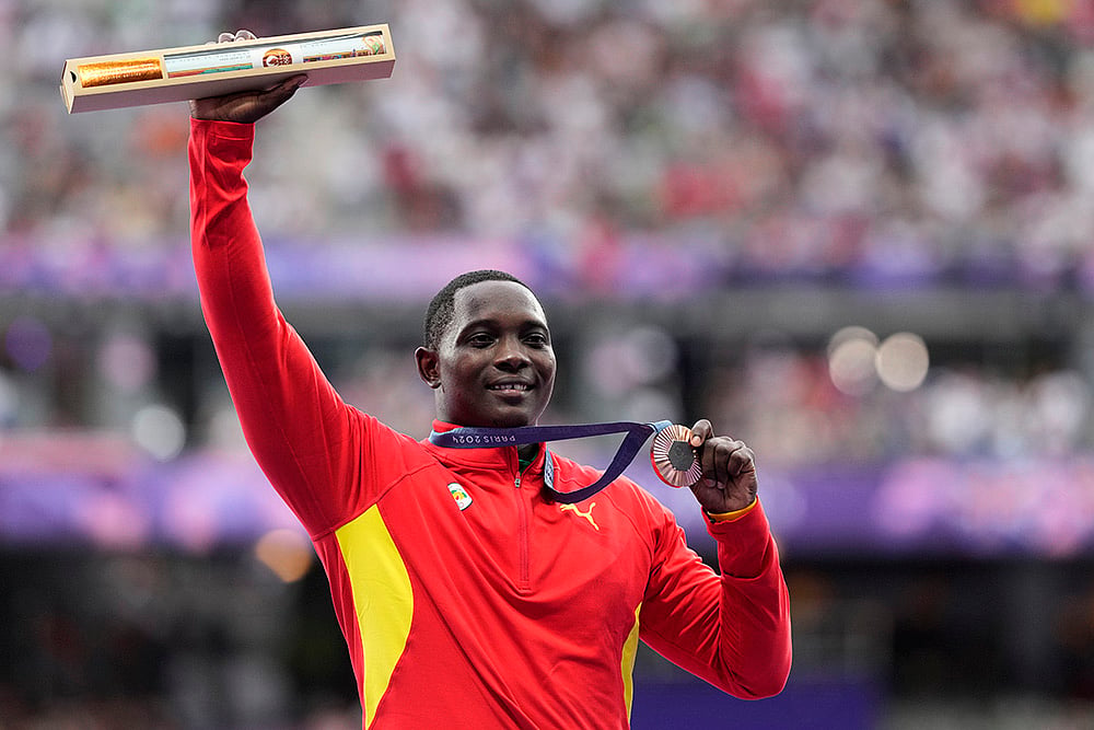 Paris Olympics Athletics mens javelin medalists_4