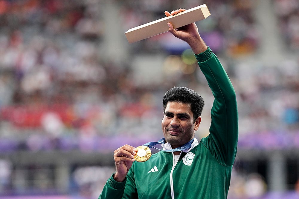 Paris Olympics Athletics mens javelin medalists_2