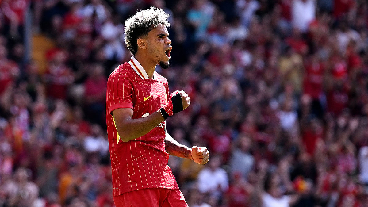Luis Diaz scored twice as Liverpool crushed Sevilla.