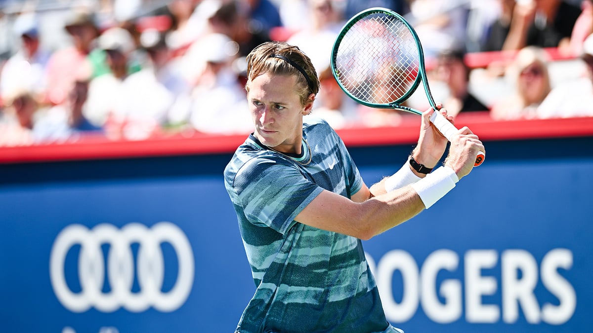 Sebastian Korda reached the semi-finals of the Canadian Open on Sunday.