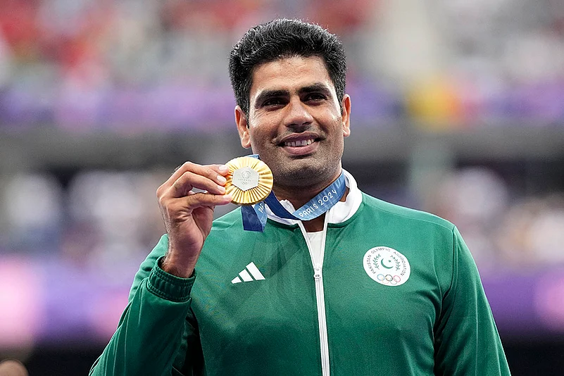 Paris Olympics Athletics mens javelin medalists_5