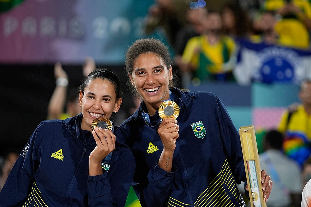 2024 Paris Olympics Beach Volleyball medalists_Brazil won the gold medal