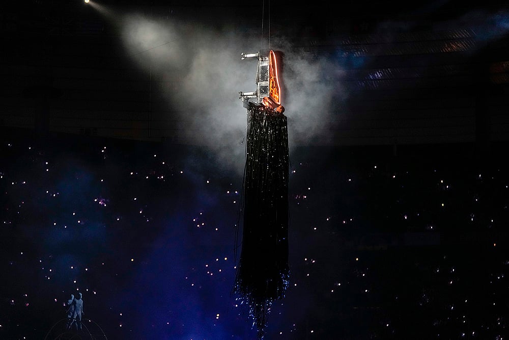 2024 Paris Summer Olympics Closing Ceremony_12