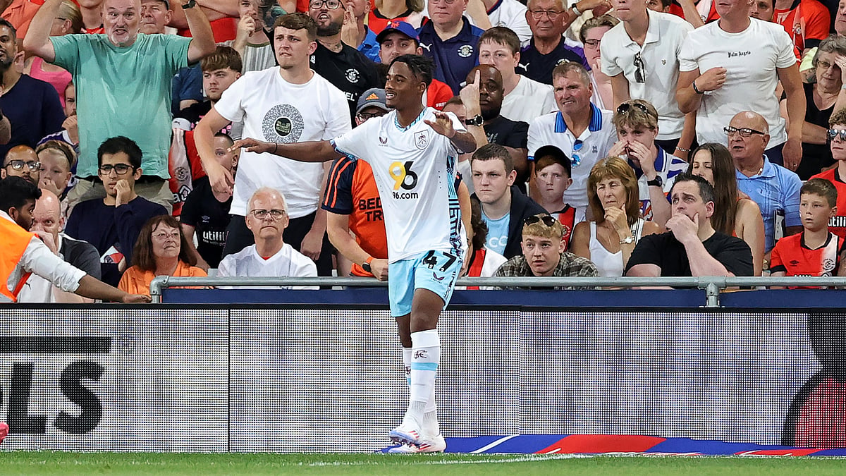 Wilson Odobert celebrates after scoring Burnleys second goal versus Luton Town