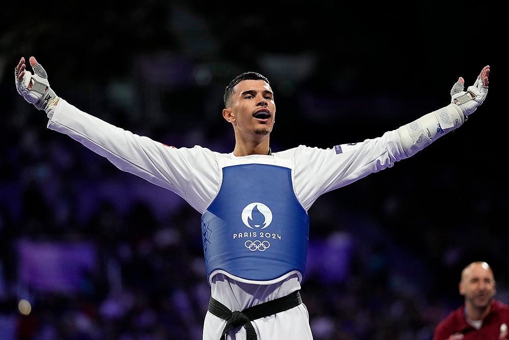 2024 Paris Olympics Taekwondo Medallists_mens 80kg Taekwondo_Denmarks Edi Hrnic celebrates  bronze