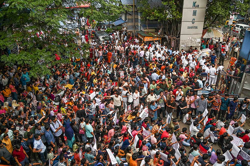Doctors protest against Kolkata trainee doctors Rape and Murder_10