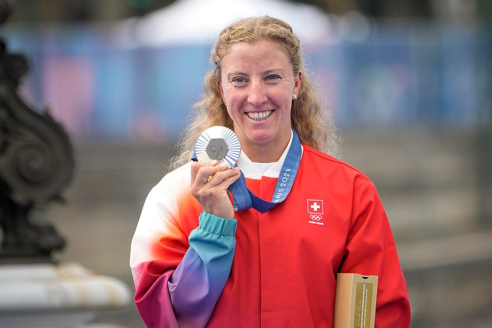 2024 Paris Olympics Triathlon Medallists_Silver medal winner Julie Derron, of Switzerland
