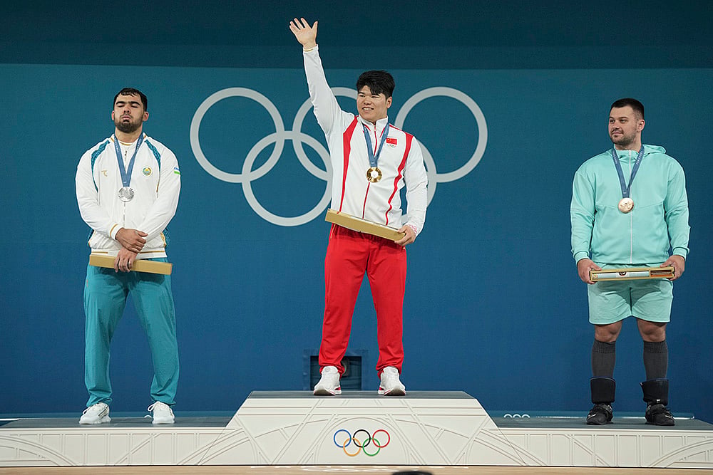 2024 Paris Olympics Weightlifting Medallists_mens 102kg weightlifting event