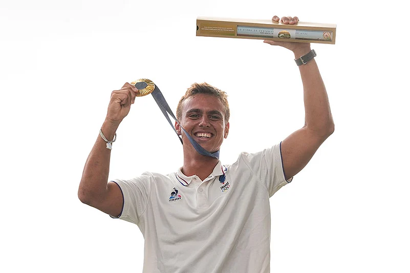 Kauli Vaast, of France