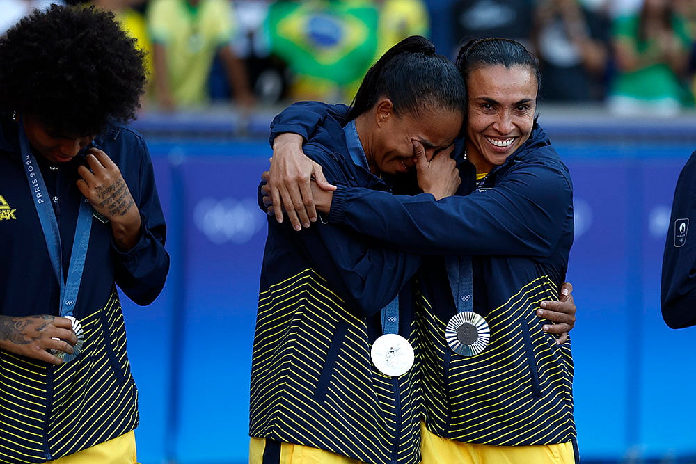 2024 Paris Olympics Football_Womens soccer Medallists_Brazil players celebrates winning Silver