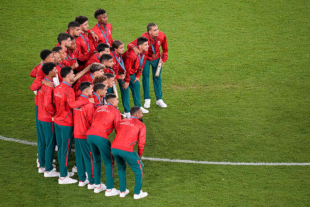 2024 Paris Olympics Football mens soccer Medallists Moroccos players pose with bronze medals