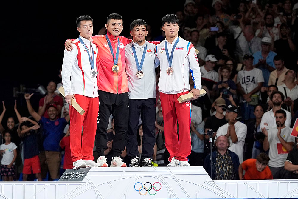 Paris Olympics Mens Greco-Roman wrestling Medallists_mens Greco-Roman 60kg wrestling