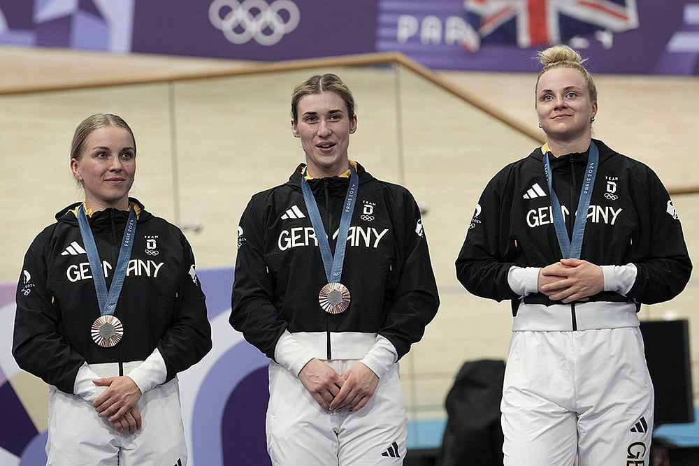 2024 Paris Olympics Track Cycling Medallists_womens team sprint_bronze medallists Germany