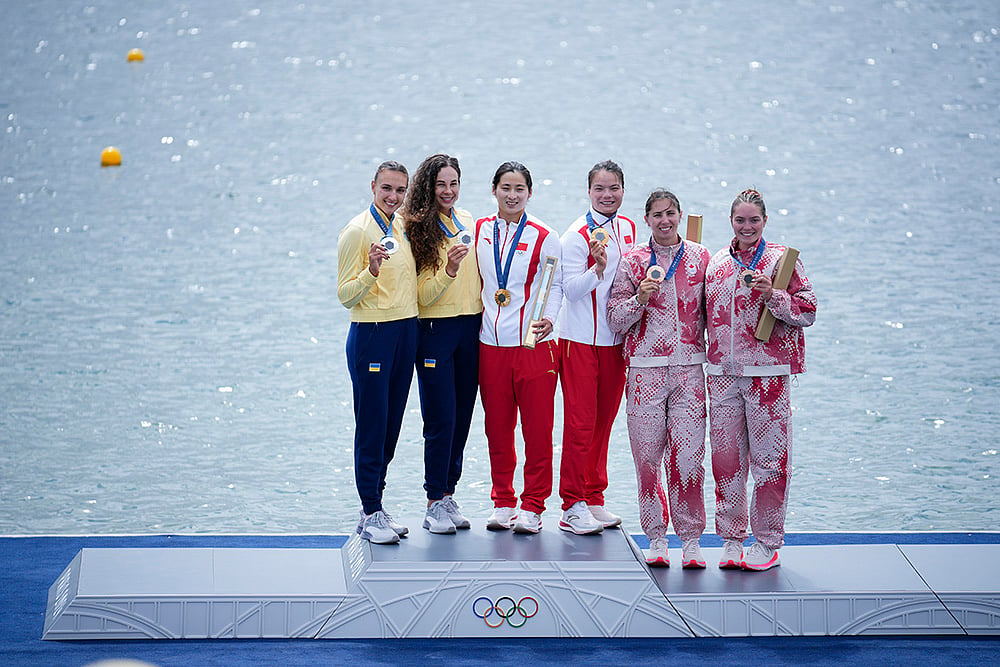 2024 Paris Olympics Canoe Sprint Medallists_womens canoe double 500-meter finals