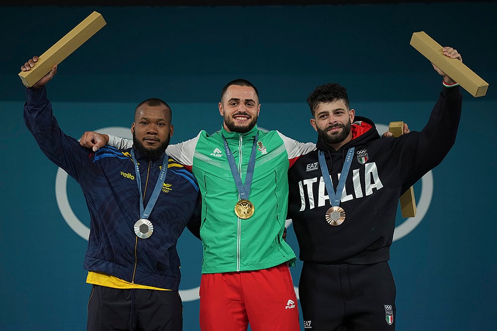2024 Paris Olympics Weightlifting Medallists_mens 89kg weightlifting event