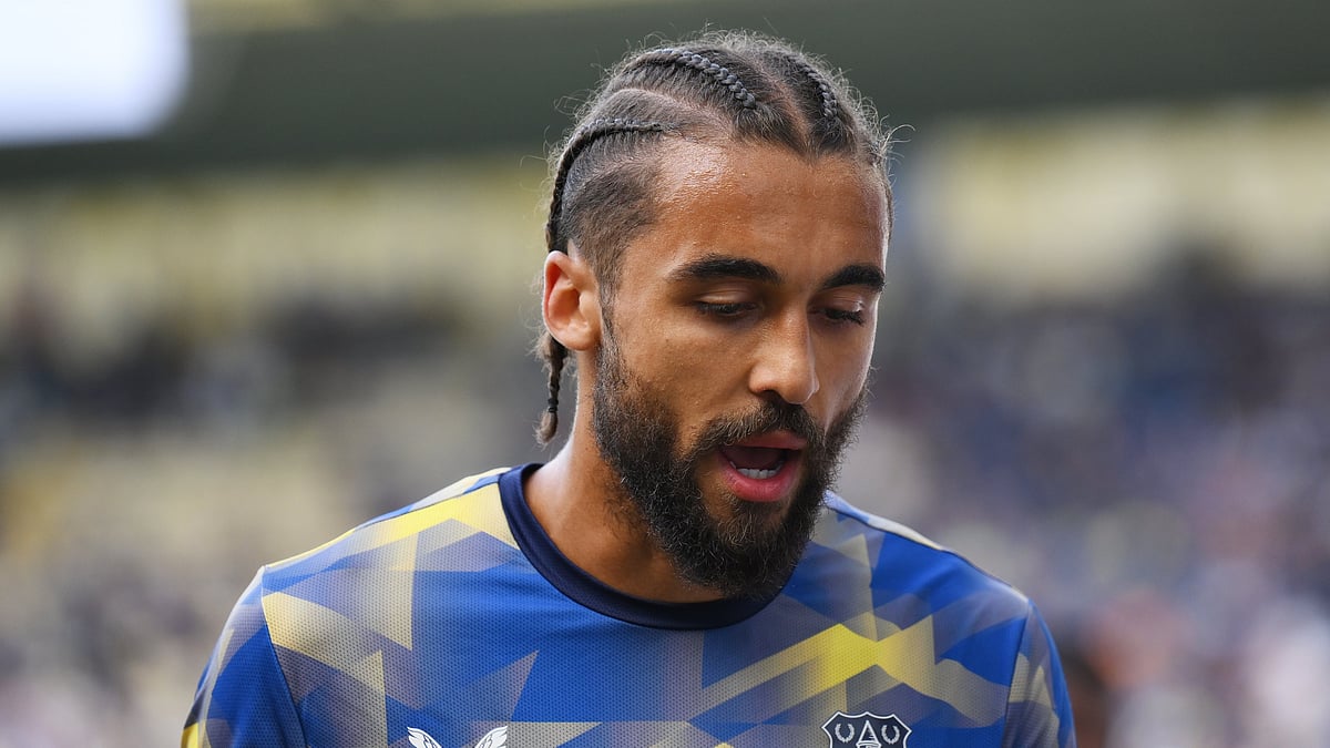 Sean Dyche refused to rule out the possibility of Dominic Calvert-Lewin leaving Everton in the transfer window - null