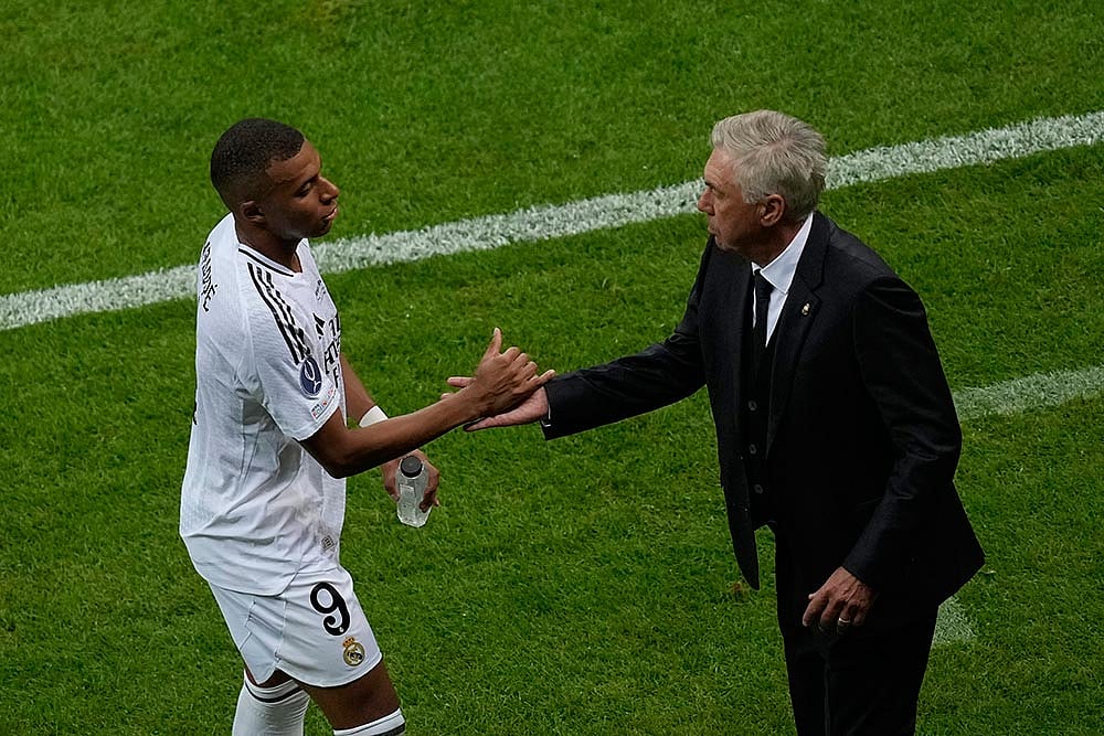 Real Madrids head coach Carlo Ancelotti