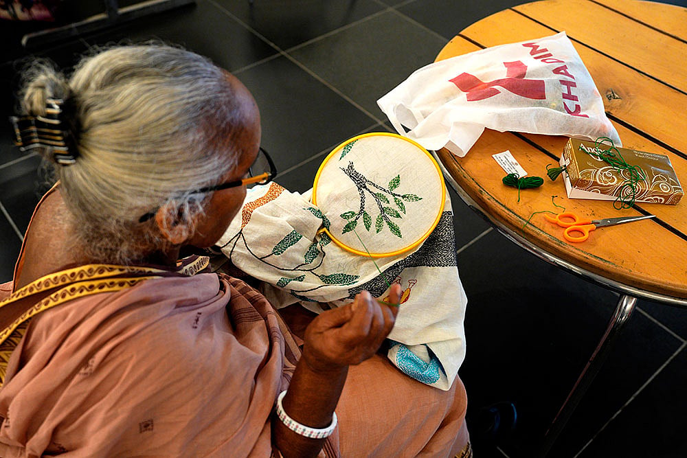 Sujini Kadhai