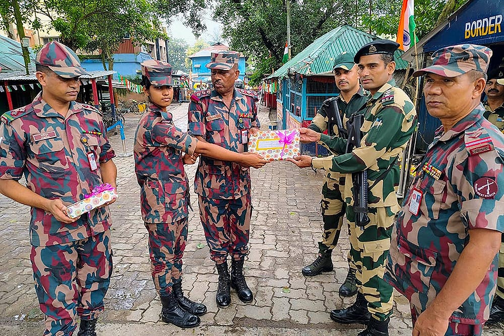 BSF and BGB exchange greetings