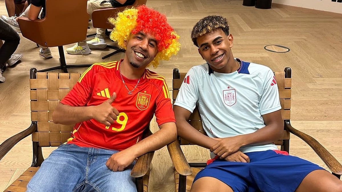 X/CentreGoals : Lamine Yamal (right) with his father Mounir Nasraoui.