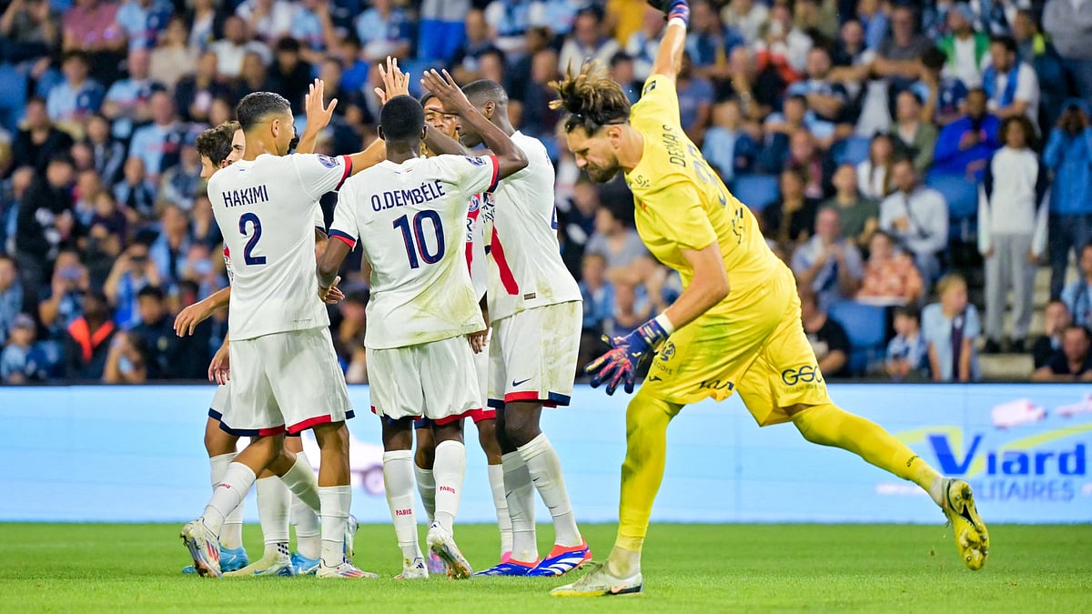 PSG celebrate an opening day win in Ligue 1. - null