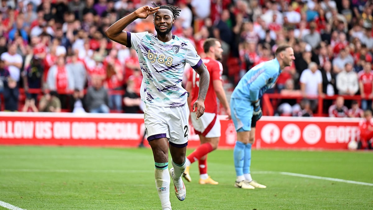Antoine Semenyo celebrates his equaliser