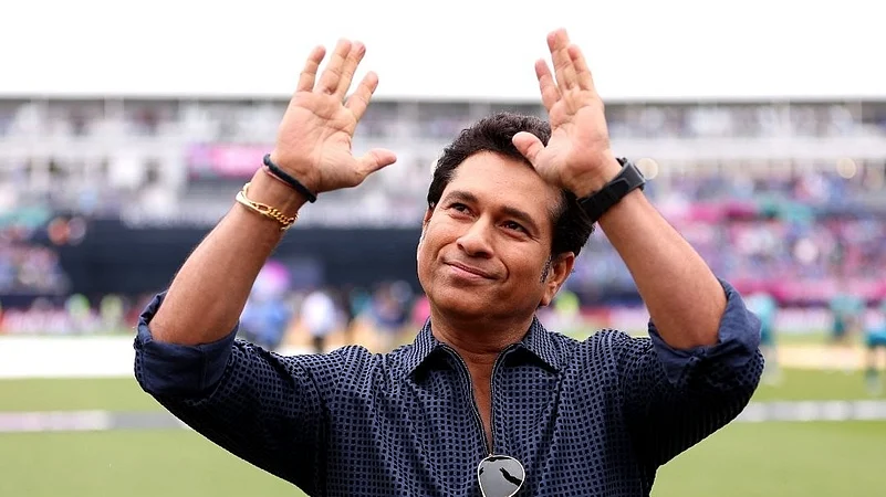 sachin tendulkar on ispl taped ball reverse swing X
