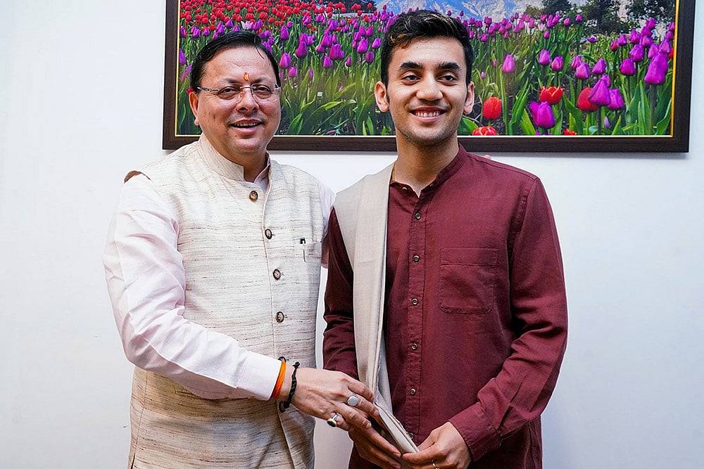 Pushkar Singh Dhami with Lakshya Sen