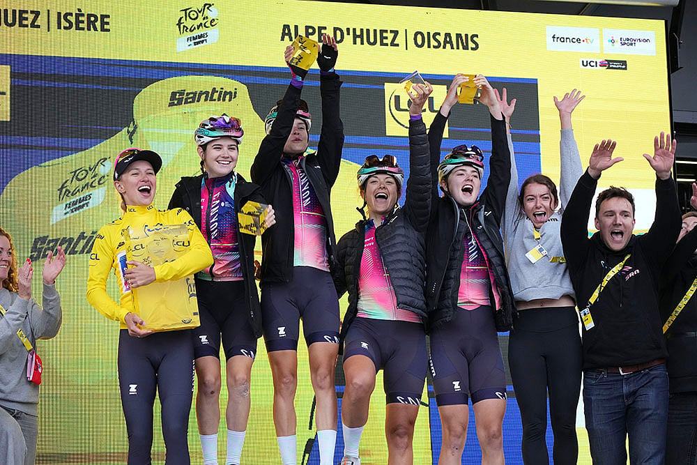 2024 Cycling Tour de France Women cycling race eighth stage_3