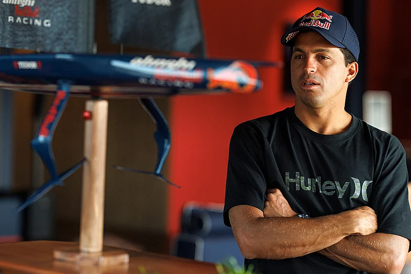 American surfer Kai Lenny at Alinghi Red Bull Racing base to test hydrofoil yachting in Barcelona_7