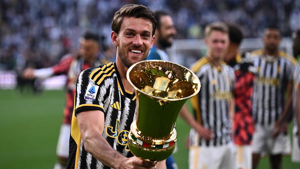 Ajax's new loan signing Daniele Rugani. - null