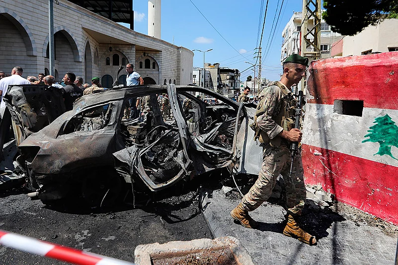 Israeli drone strike: Funeral procession at the Palestinian refugee camp in Lebanon_3