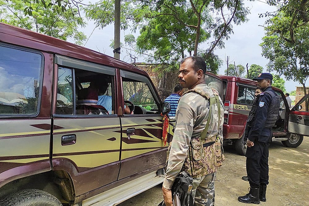 Seven people allegedly linked to Al Qaeda were detained from Jharkhand