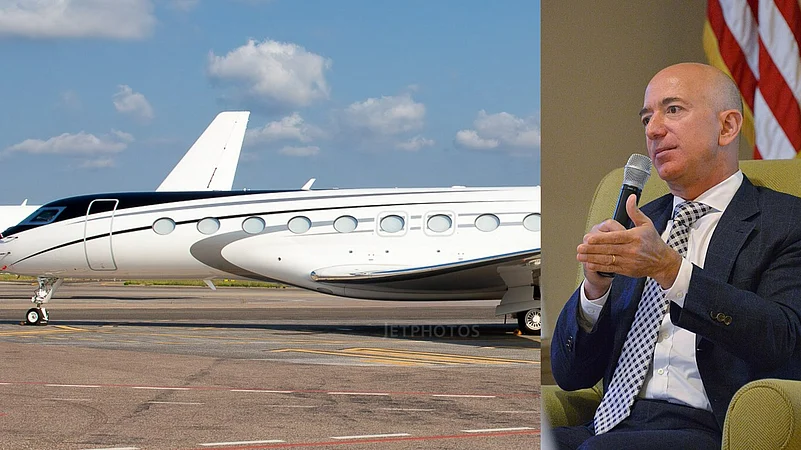 Jeff Bezos, Private Jet