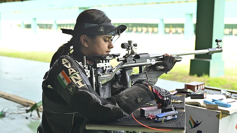 Avani-Lekhara-paris-paralympics-shooting