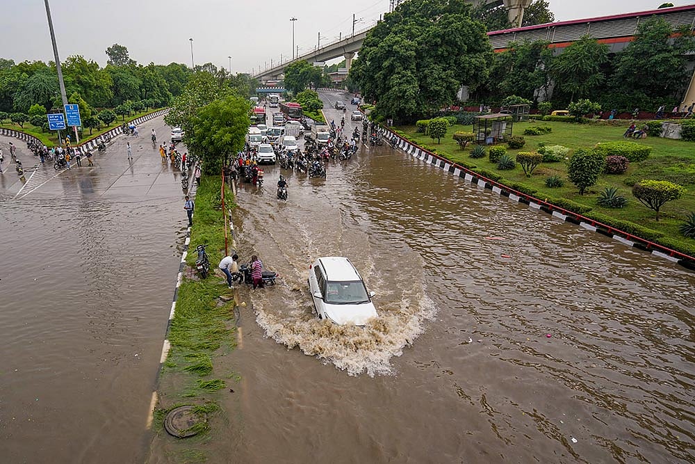 Weather: Rains in Delhi