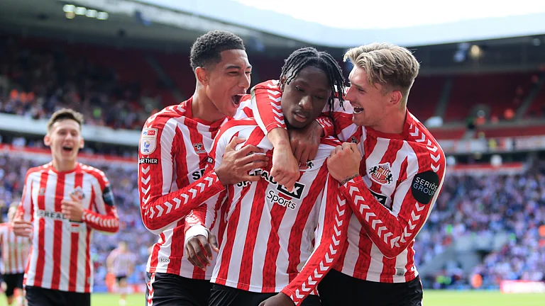 Romaine Mundle scored Sunderland's winner - null