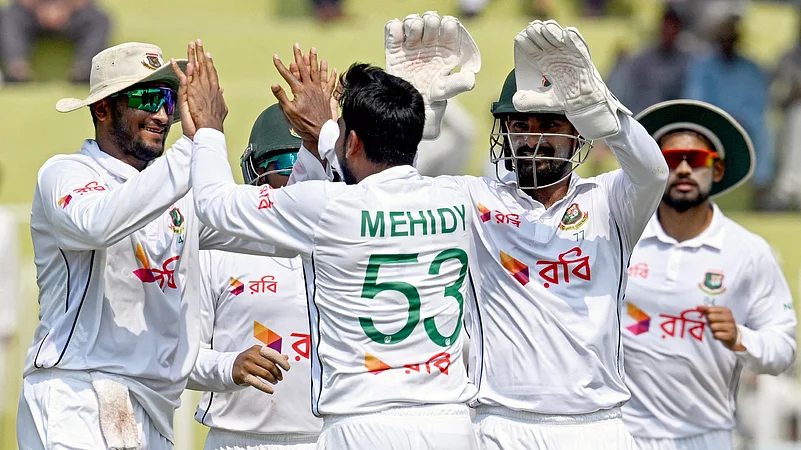 Mehidy Hasan Miraz Pakistan vs Bangladesh Test