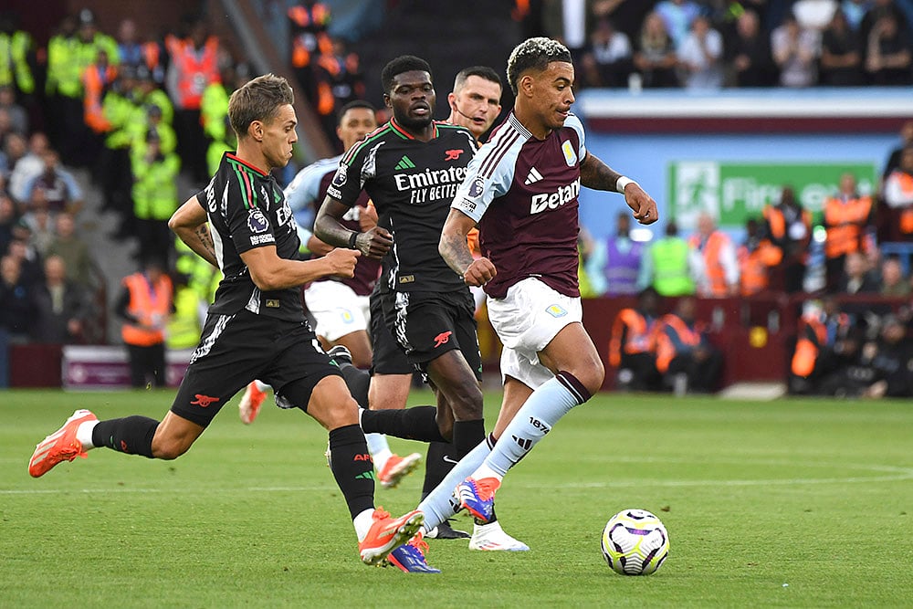 Britain Soccer Premier League_Arsenal Vs Aston Villa_2