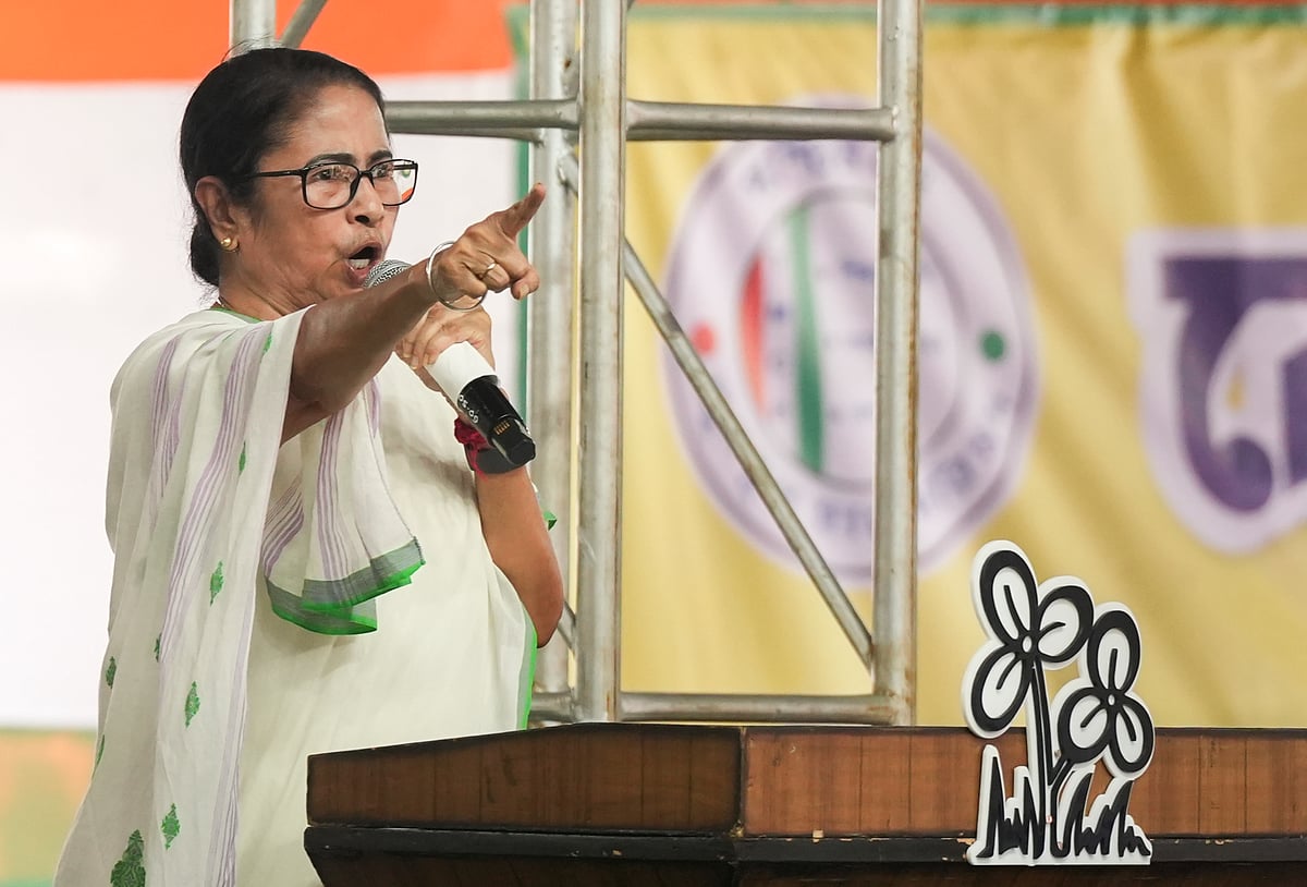 PTI : TMC supremo and West Bengal Chief Minister Mamata Banerjee addresses a gathering during TMC Chhatra Parishad