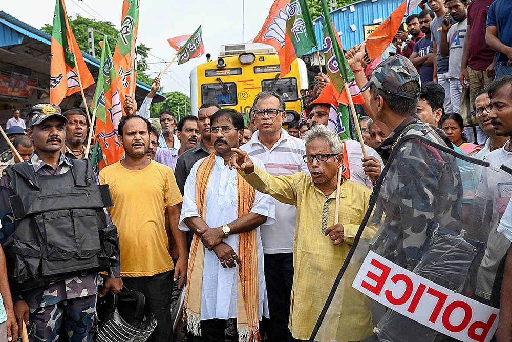 Bengal Bandh: BJPs 12-hour general strike in West Bengal_4