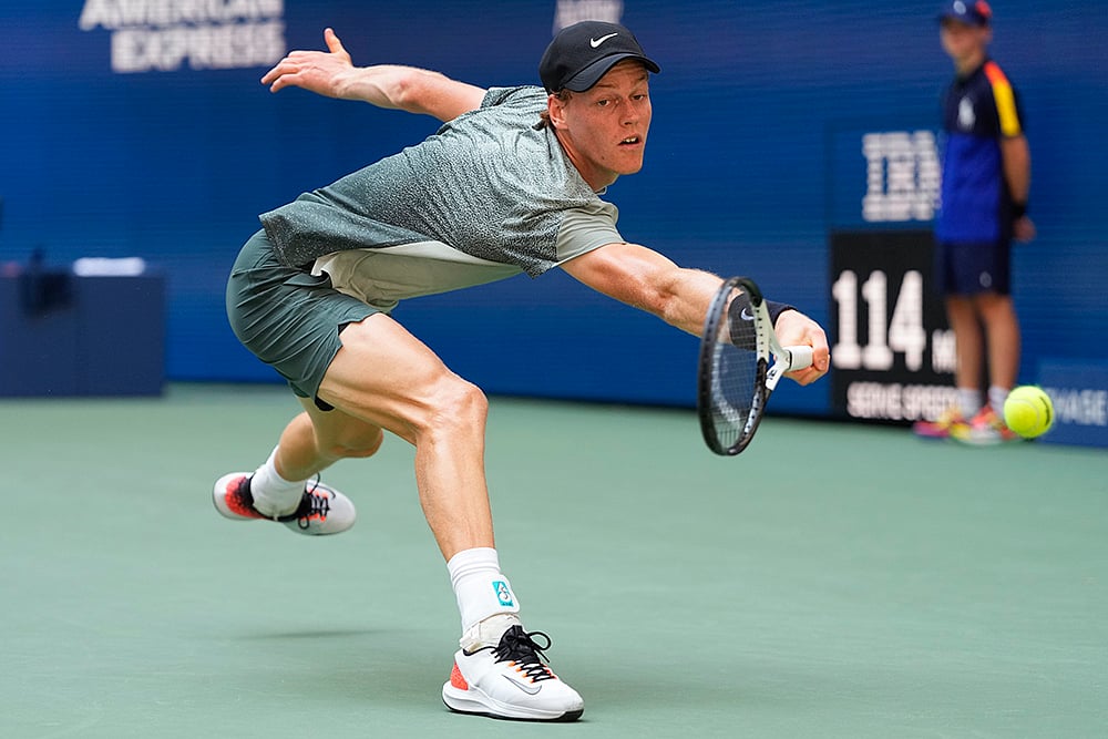 2024 US Open tennis championships Mens Singles_Jannik Sinner vs Mackenzie McDonald_4