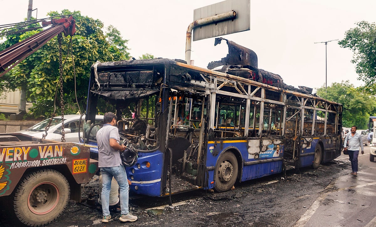 Delhi bus fire