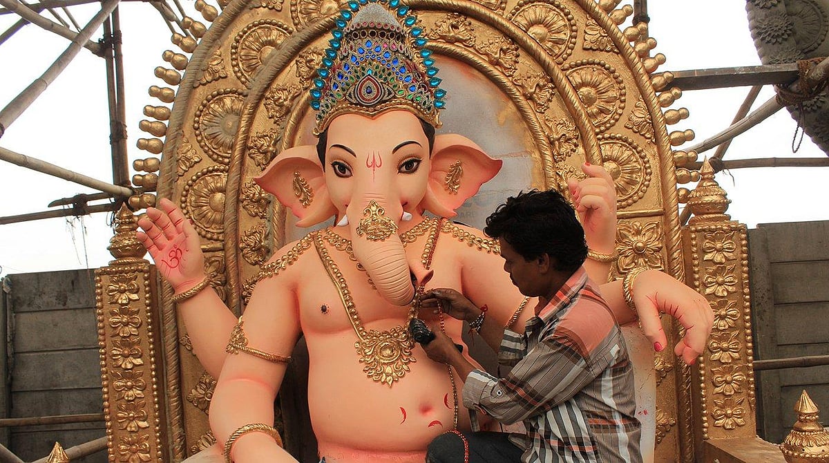 Art Of Ganesh Idol-Making
