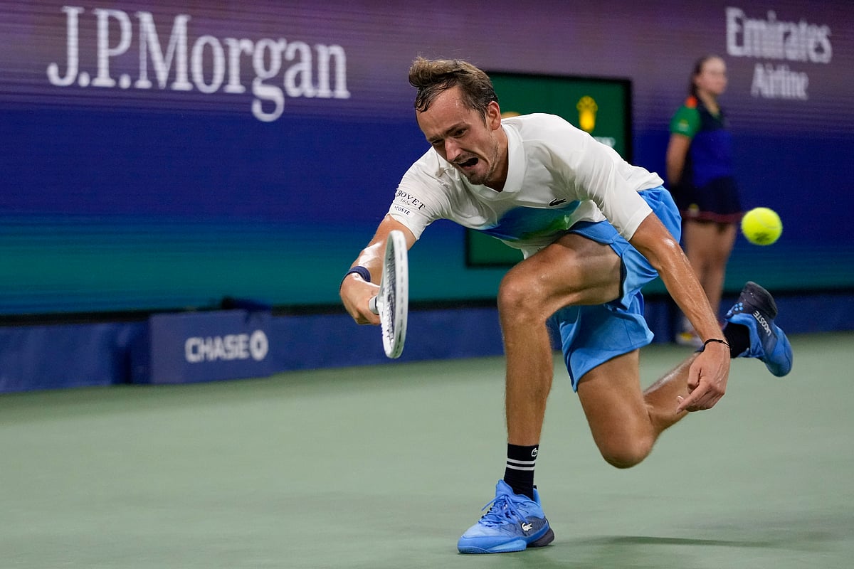 2024 US Open tennis championships Daniil Medvedev vs Fabian Marozsan_4